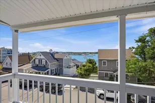 26 Bay St, Hull, MA 02045 - Photo 8