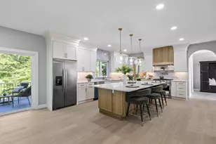 91 Howard St, Easton, MA 02375 - Photo 2