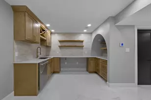 91 Howard St, Easton, MA 02375 - Photo 32