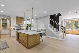 91 Howard St, Easton, MA 02375 - Photo 4