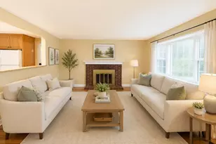 29 Greenleaf Cir, Framingham, MA 01701 - Photo 4