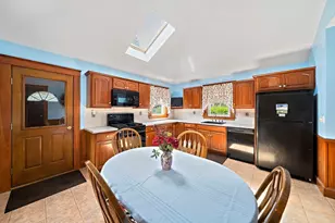 27 Erin St, Whitman, MA 02382 - Photo 16