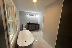 658 Berkley St, Berkley, MA 02779 - Photo 20