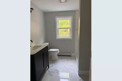 658 Berkley St, Berkley, MA 02779 - Photo 10