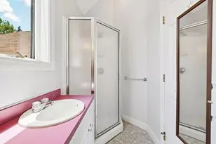 220 Rockland St, Dartmouth, MA 02748 - Photo 20