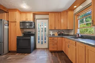 19 King St, Norfolk, MA 02056 - Photo 8