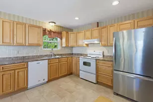 4 Marmion Ave, Worcester, MA 01606 - Photo 16