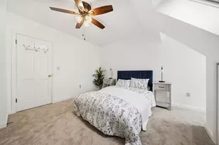 86 Walnut St, Boston, MA 02122 - Photo 24