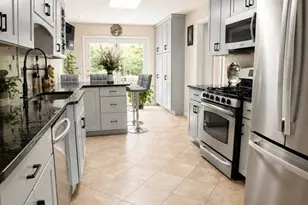 252 Elizabeth Dr, Ludlow, MA 01056 - Photo 4