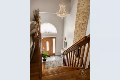252 Elizabeth Dr, Ludlow, MA 01056 - Photo 2