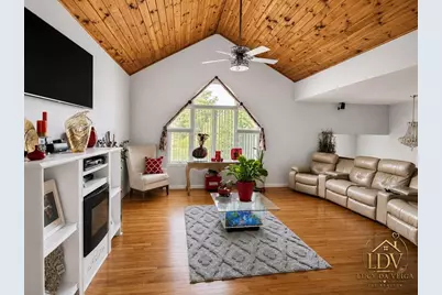 252 Elizabeth Dr, Ludlow, MA 01056 - Photo 8