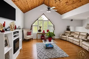 252 Elizabeth Dr, Ludlow, MA 01056 - Photo 8