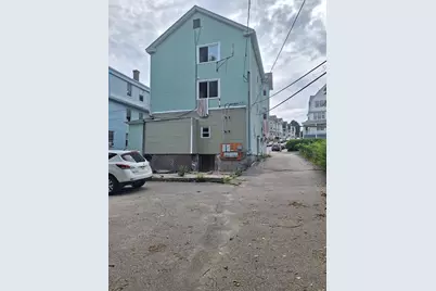70 Sterling St, Worcester, MA 01610 - Photo 4