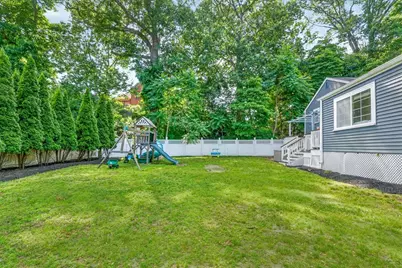 46 Windsor Rd, Stoneham, MA 02180 - Photo 32