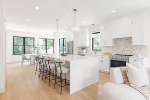 28 Howard St, Waltham, MA 02451 - Photo 2