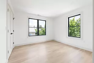 28 Howard St, Waltham, MA 02451 - Photo 18