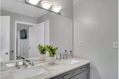 39 Hawthorne #39, Boston, MA 02119 - Photo 26
