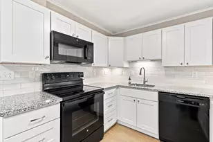 60A Washington Park Dr, Andover, MA 01810 - Photo 6