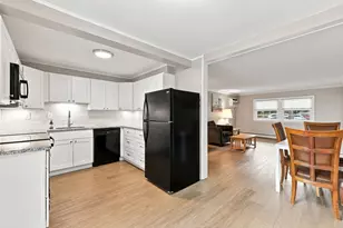60A Washington Park Dr, Andover, MA 01810 - Photo 8