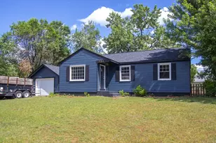 127 Gelinas Dr, Chicopee, MA 01020 - Photo 1