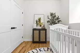 34 Governor Winthrop Rd, Somerville, MA 02145 - Photo 26