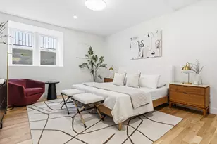 34 Governor Winthrop Rd, Somerville, MA 02145 - Photo 18