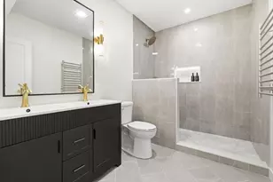 34 Governor Winthrop Rd, Somerville, MA 02145 - Photo 28