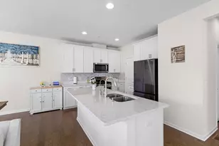 30 Magnolia Dr, Hopkinton, MA 01748 - Photo 10