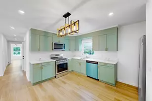 41 Oak Island St, Revere, MA 02151 - Photo 6