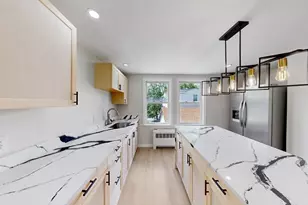 41 Oak Island St, Revere, MA 02151 - Photo 14