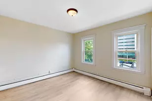 41 Oak Island St, Revere, MA 02151 - Photo 32