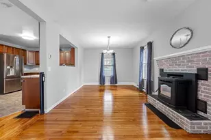 8 Simone St, Worcester, MA 01604 - Photo 12