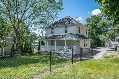8 Simone St, Worcester, MA 01604 - Photo 30