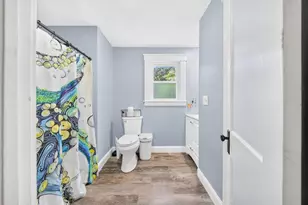 15-17 Pleasant St, Lunenburg, MA 01462 - Photo 12