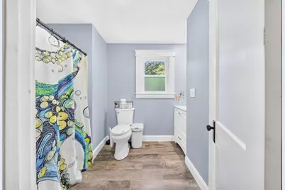 15-17 Pleasant St, Lunenburg, MA 01462 - Photo 16