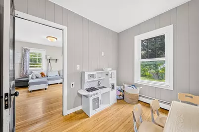 15-17 Pleasant St, Lunenburg, MA 01462 - Photo 6