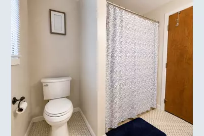 489 Turnpike Street #5-6, Easton, MA 02375 - Photo 16