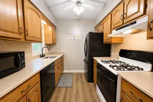 489 Turnpike St, Easton, MA 02375 - Photo 6