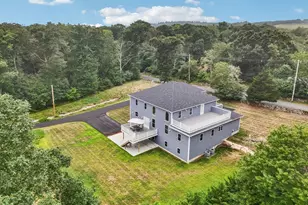 920 Drift Rd, Westport, MA 02790 - Photo 2