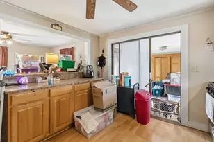 14 Highland Ave, Taunton, MA 02780 - Photo 18
