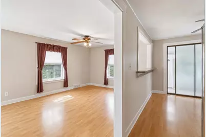 14 Highland Ave, Taunton, MA 02780 - Photo 10