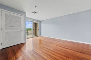 230 Willard St, Quincy, MA 02169 - Photo 4