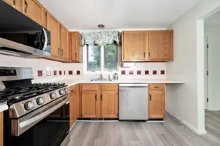 103 Standpipe Dr, Rockland, MA 02370 - Photo 6