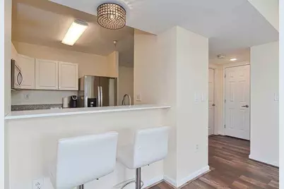 1 Cityview Ln #205, Quincy, MA 02169 - Photo 8