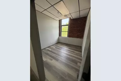 60 Pine St #7, Methuen, MA 01844 - Photo 2