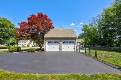 2 Glenwood Circle, Haverhill, MA 01830 - Photo 4