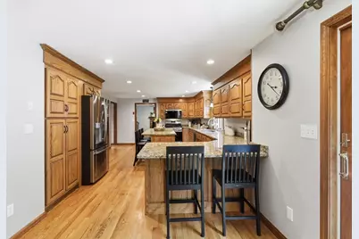 2 Glenwood Circle, Haverhill, MA 01830 - Photo 8