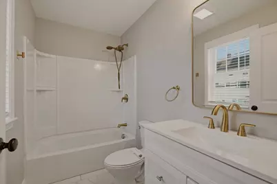 8 Princeton Circle, Fall River, MA 02724 - Photo 20