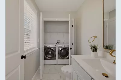 8 Princeton Circle, Fall River, MA 02724 - Photo 14
