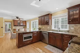 2 Towne Hill Rd, Haverhill, MA 01835 - Photo 4